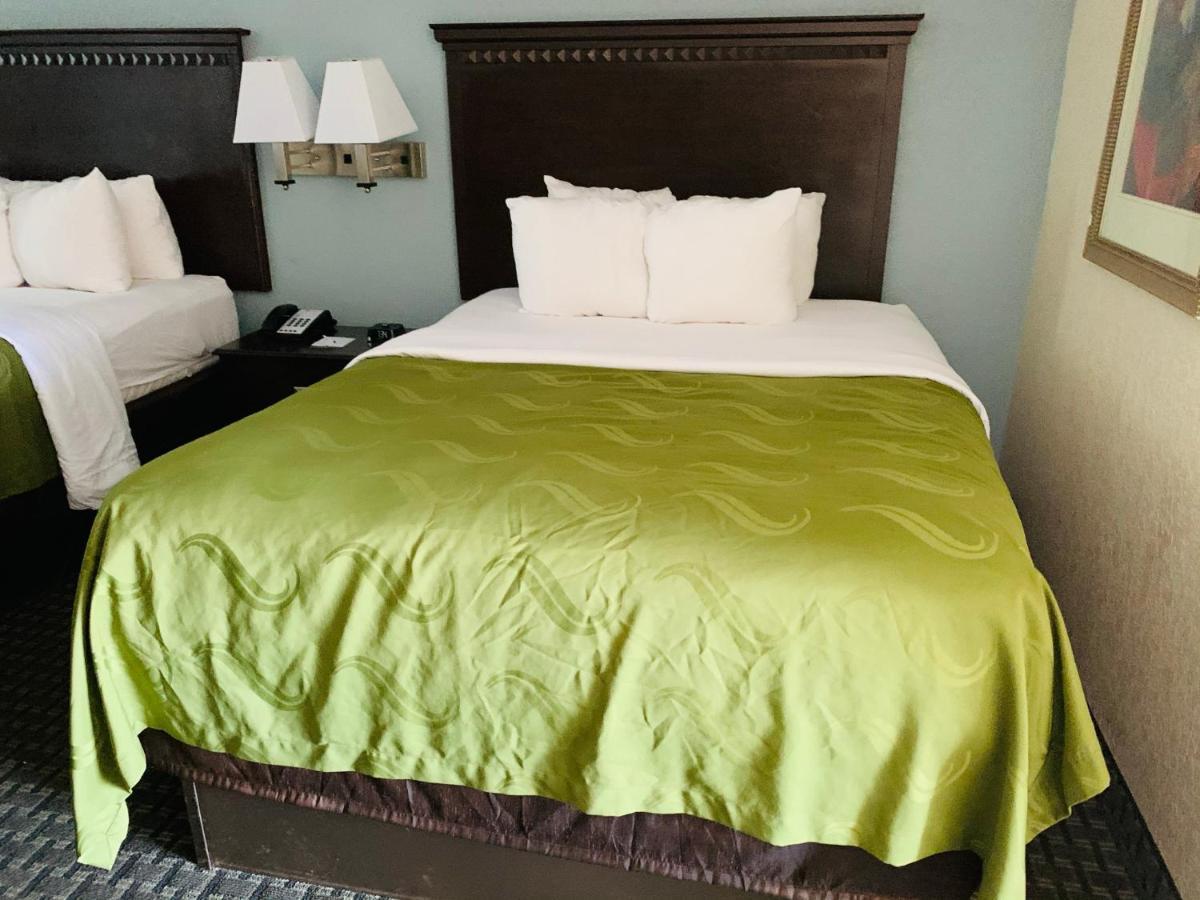 Quality Inn & Suites Miramar Beach Bagian luar foto