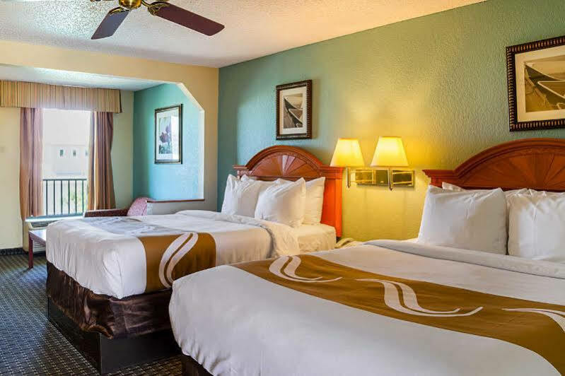 Quality Inn & Suites Miramar Beach Bagian luar foto