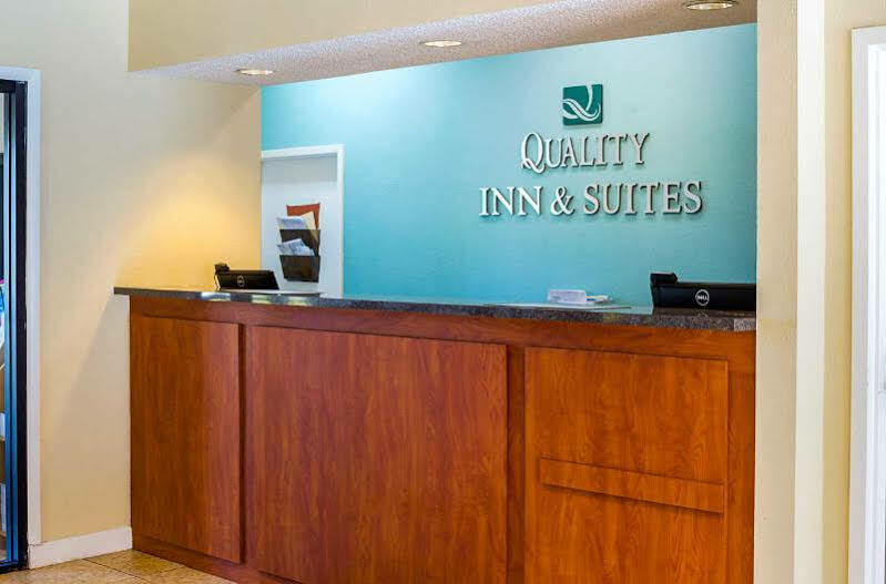 Quality Inn & Suites Miramar Beach Bagian luar foto